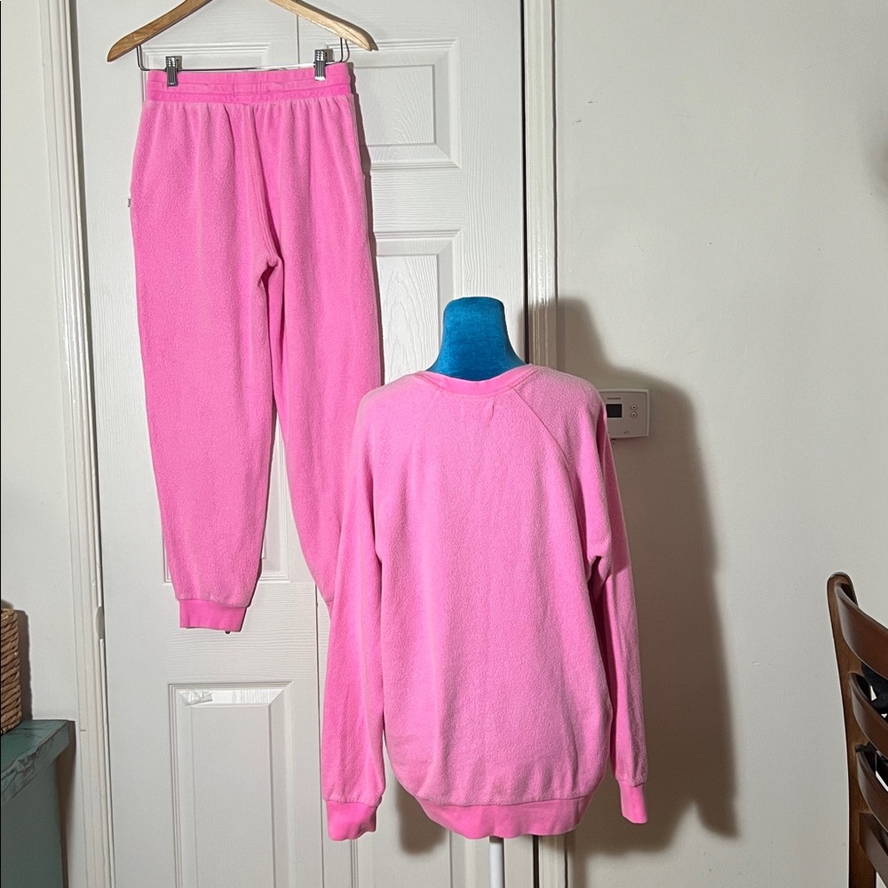 FEAT 2 Piece Sweatshirt & Jogger Set Pink Blanket blend - Picture 3 of 7
